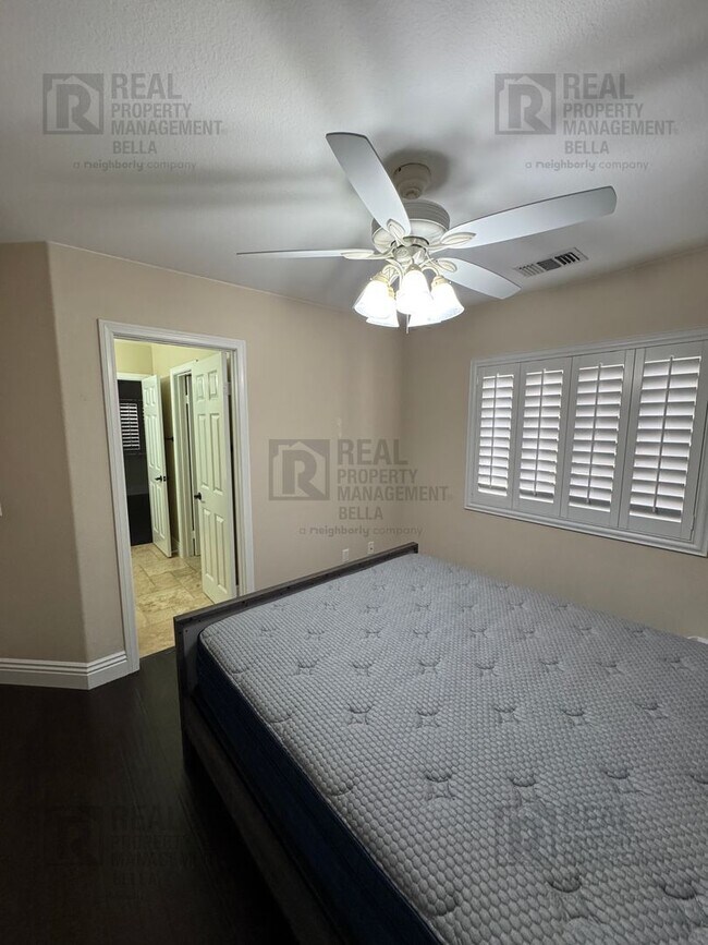 Building Photo - Spacious Murrieta Home with Pool, Spa, Firepit & Backyard Entertaining