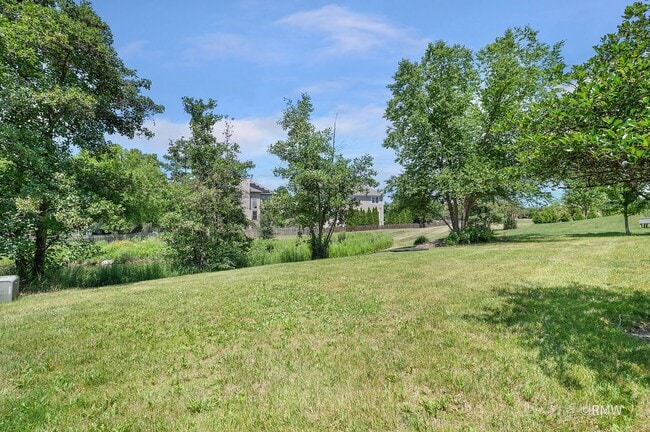 Building Photo - 770 Cole Dr