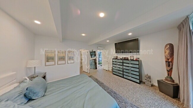 Building Photo - 5339 Berkeley Rd