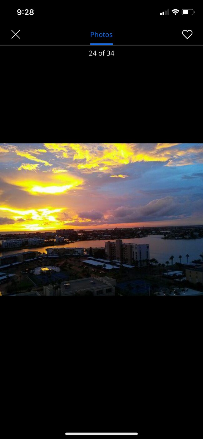 Building Photo - 7300 Sun Island Dr S