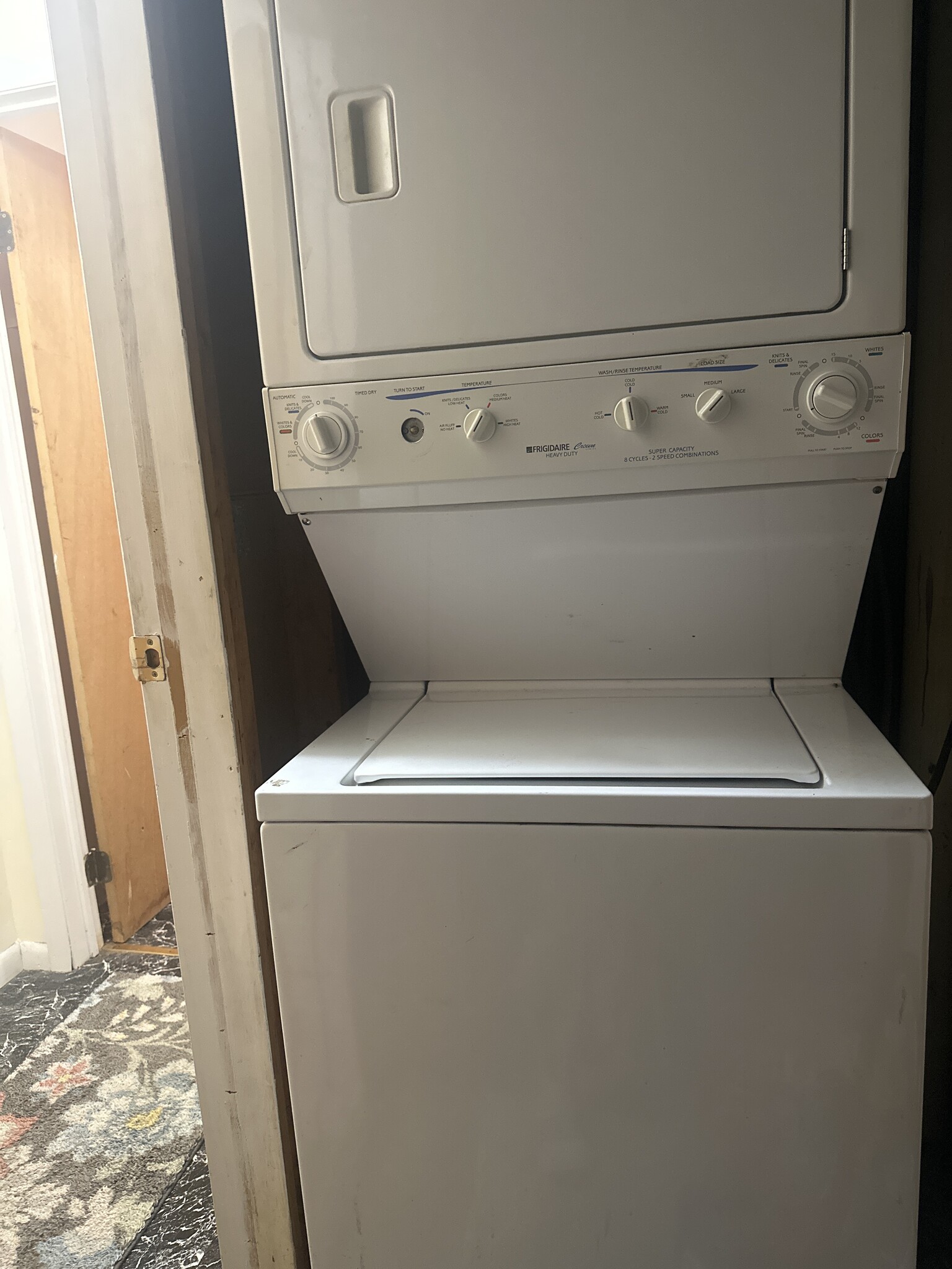 Laundry - 7 Madison Pl