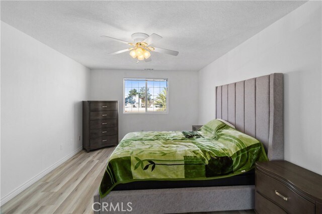 Building Photo - 18075 Lakeview Dr