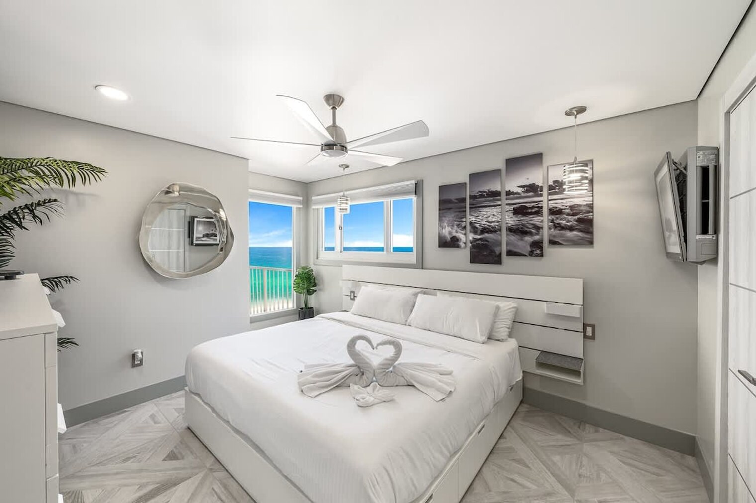 Building Photo - 8743 Thomas Dr