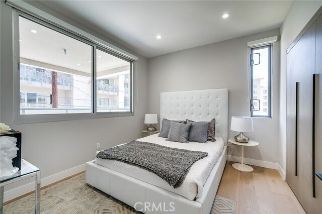 Building Photo - 1148 N Detroit St