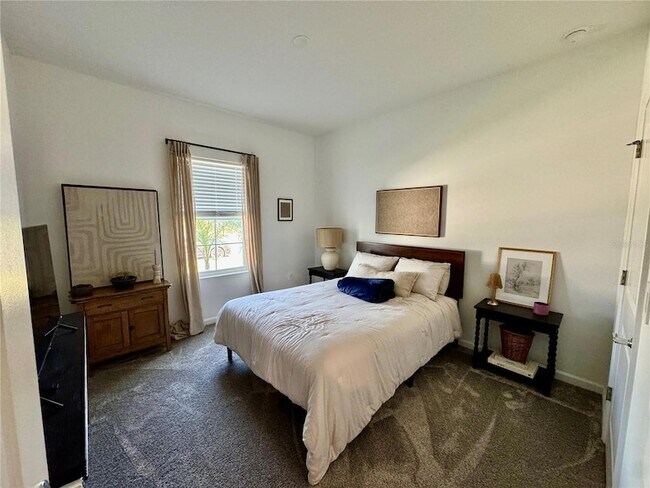 Building Photo - 3024 Armstrong Ave