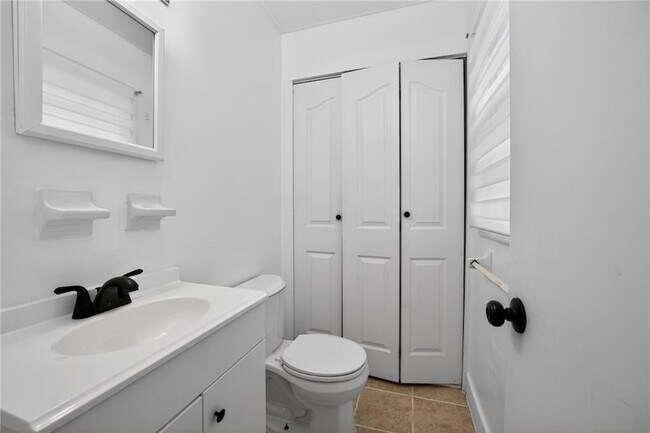 Building Photo - 2479 Yolanda Trail