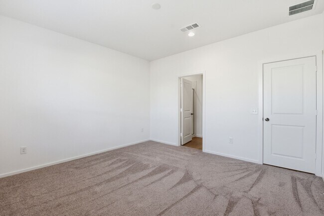 Building Photo - 26391 Cedar Sedge Dr