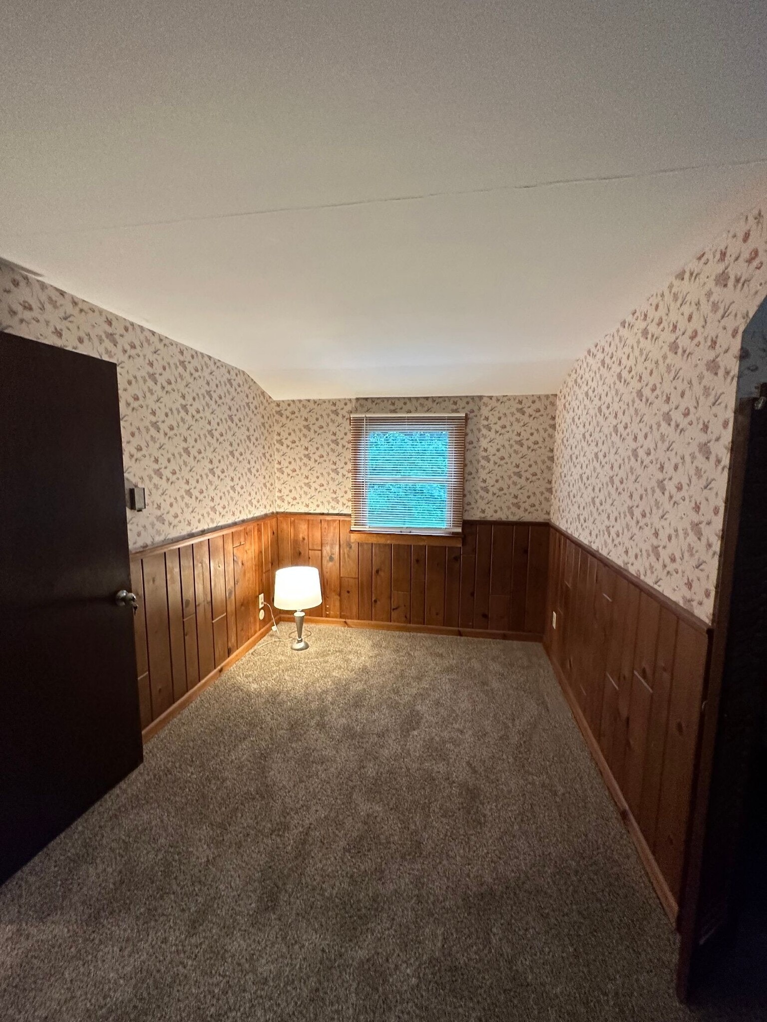 Building Photo - 9 Applewood Ln