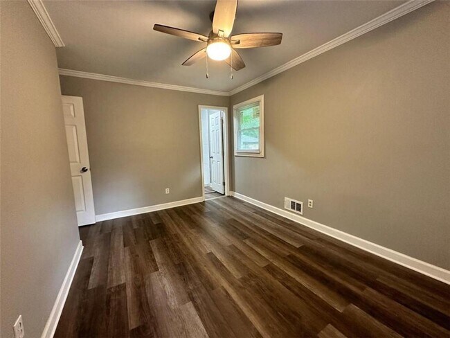 Building Photo - 8153 Attleboro Dr