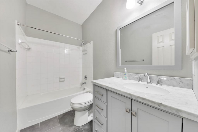 Bathroom 2 - 35 Wintergreen Trl