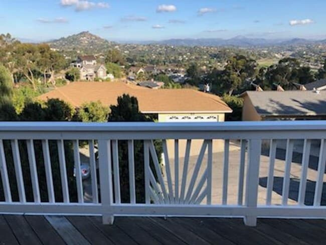 Building Photo - 3 Bed-2 Bath Single Story Home in the desired Windsor Hills neighborhood of La Mesa