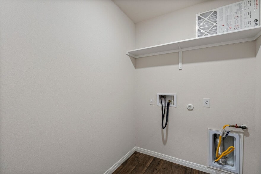 Building Photo - 176 Texas Palmetto Cir