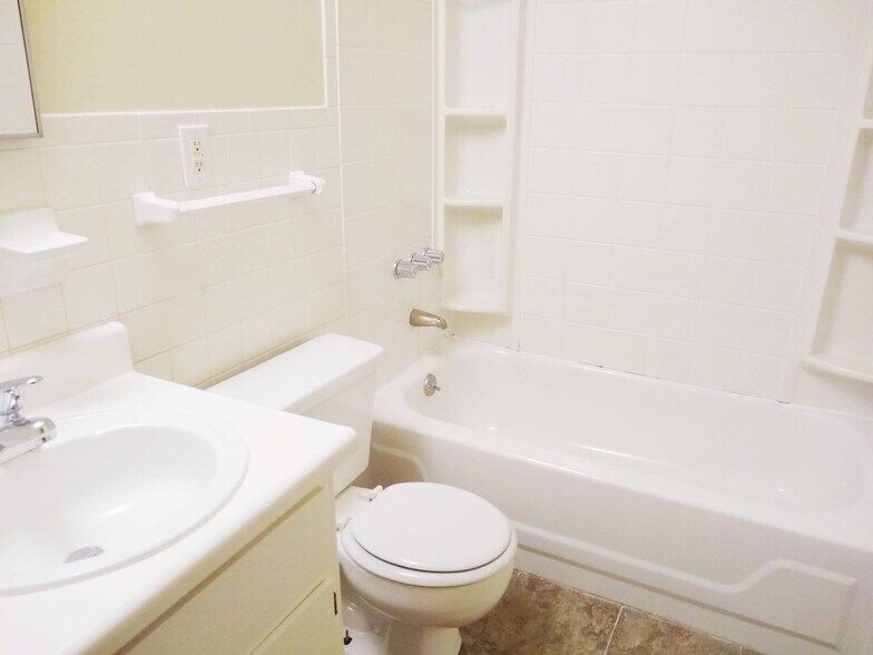 Building Photo - FAIRVIEW - AVAILABLE JULY 2024