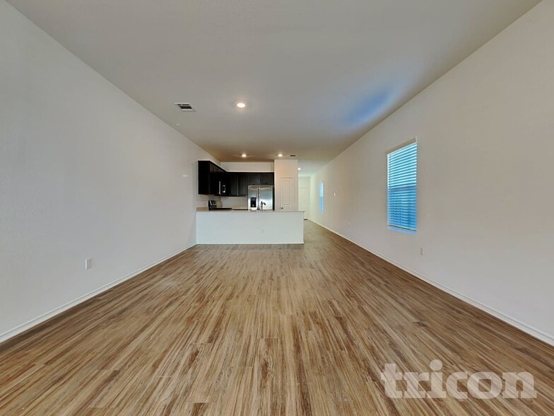 Building Photo - 149 Mica Trl