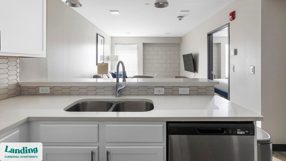 Building Photo - 2021 10th Ave S