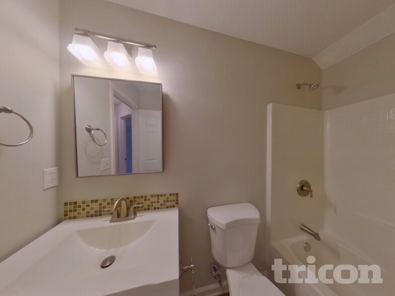 Building Photo - 474 Brighton Woods Dr