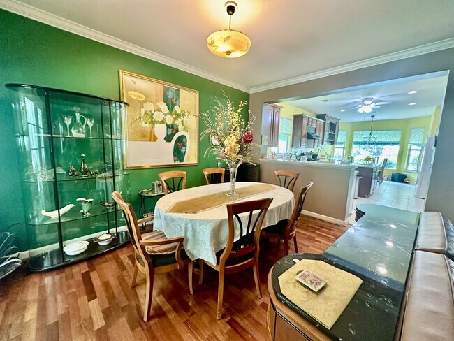 Building Photo - Two Bedroom plus Office Furnished Home in Sun City!