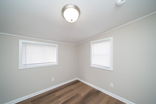 Building Photo - 4/2 House For Rent in Montevallo!