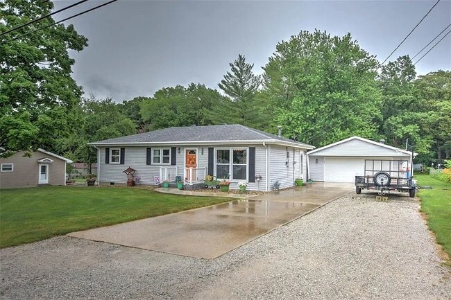 Primary Photo - 3226 Eileen Dr