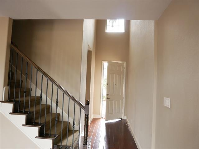 Building Photo - 2681 Chambers Dr