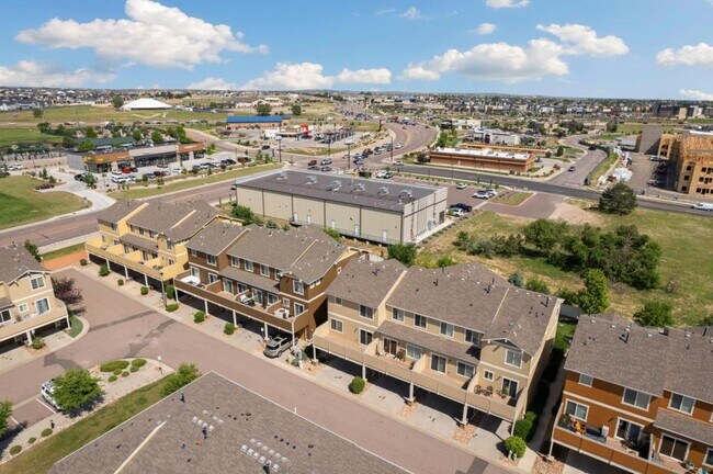 Building Photo - 5649 Saint Patrick View