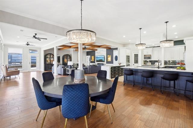 Building Photo - 208 Wellington Oaks Pl