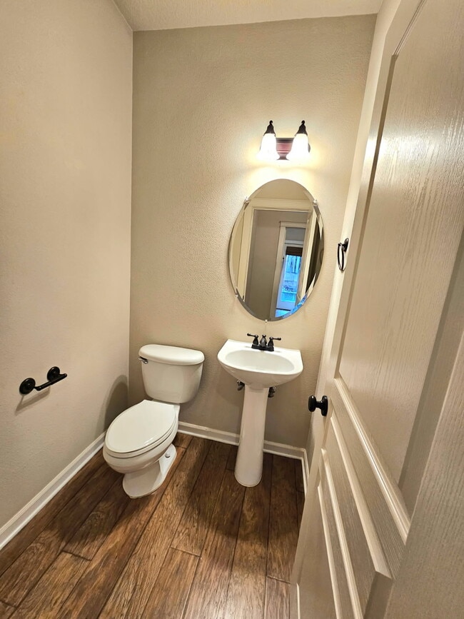 Building Photo - 9994 SE Old Town Ct