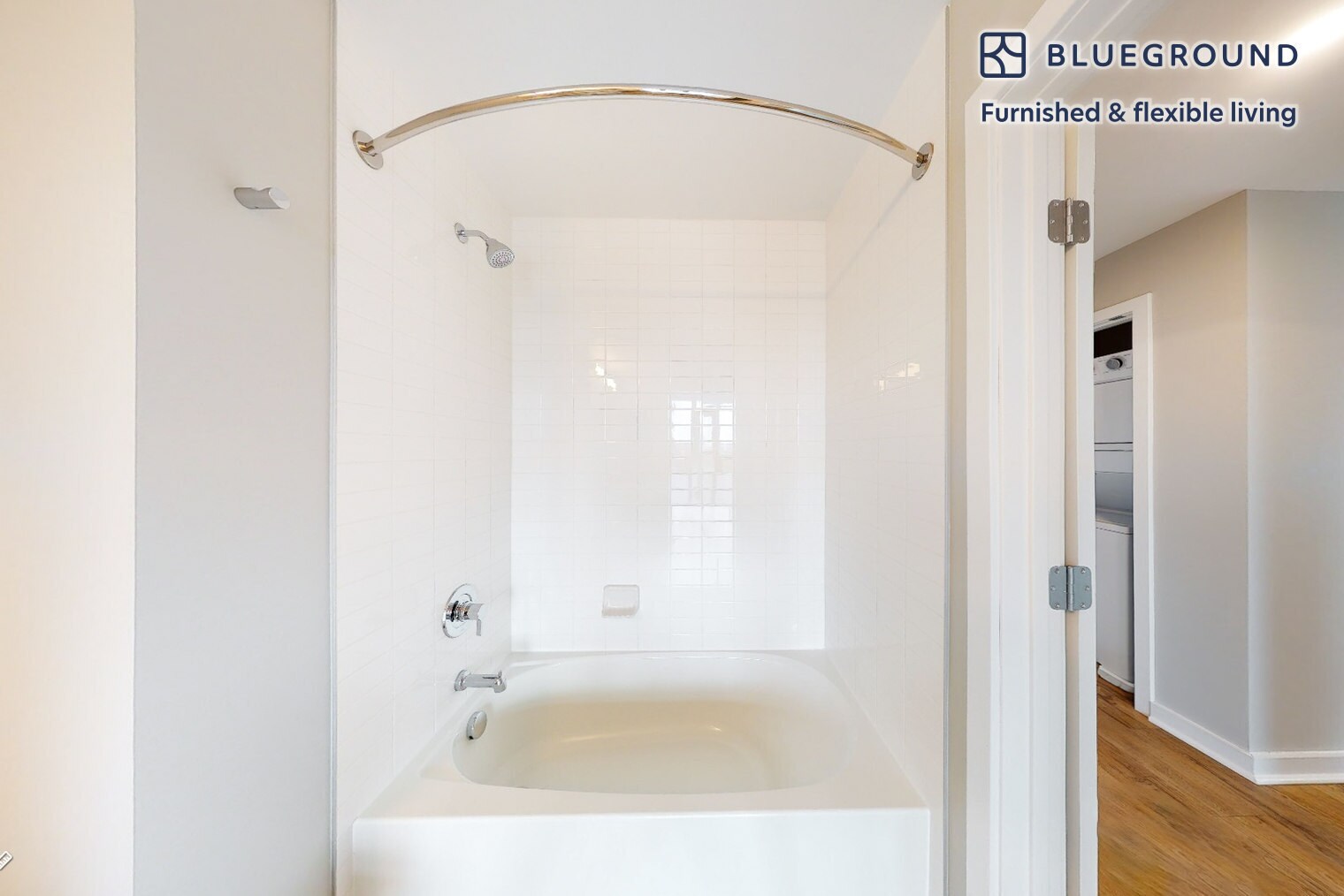 Building Photo - 555 S President St