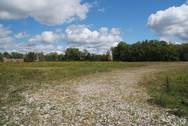 Building Photo - Shaker Park Gardens Apartments