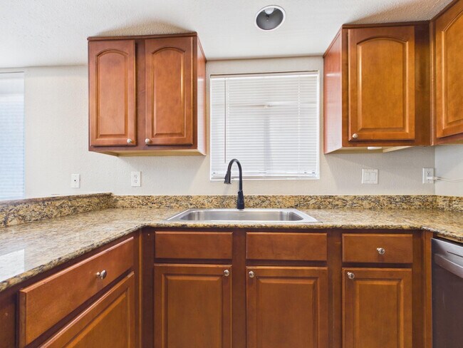 Building Photo - 3420 W Danbury Dr