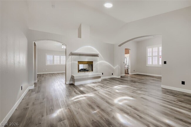 Building Photo - 4407 Golden Palomino Ln