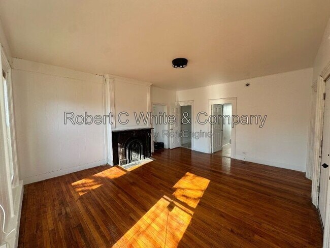 Building Photo - 16 Spaulding St