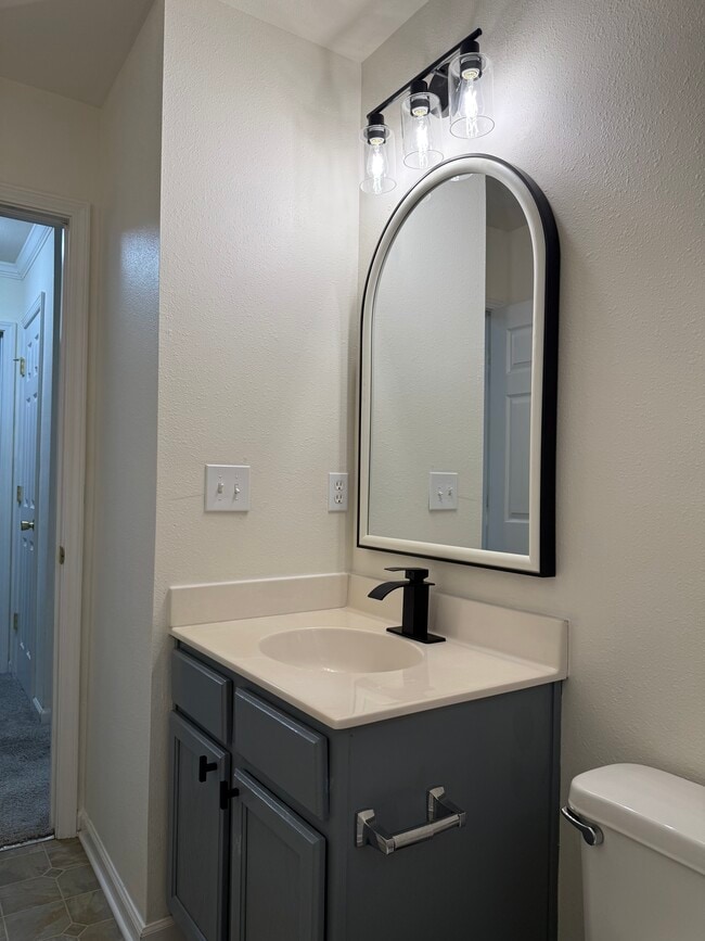 Building Photo - 2809 Fountaingrass Ln