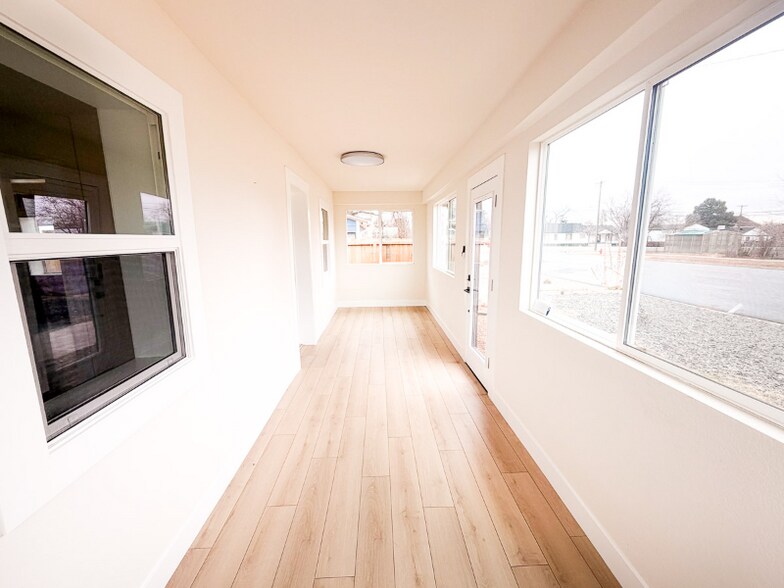 Building Photo - 509 11th St