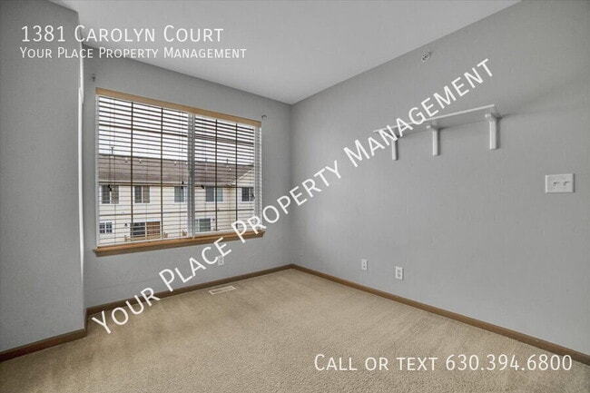 Building Photo - 1381 Carolyn Ct