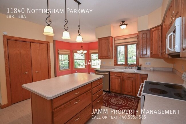 Building Photo - 11840 Nottingham Pkwy