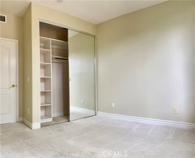 Building Photo - 281 Mesa Dr