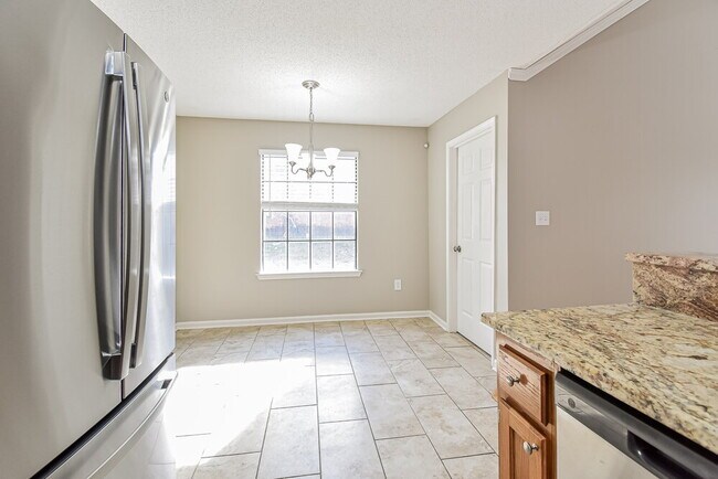 Building Photo - 6759 Valerie Dr