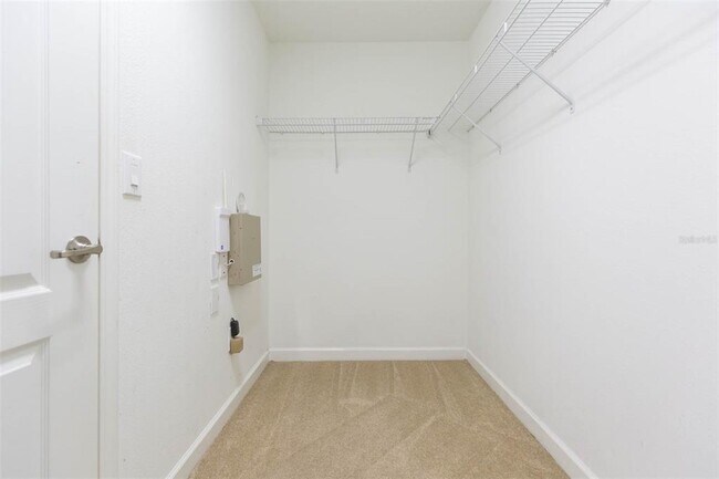 Building Photo - 20101 Oakflower Ave