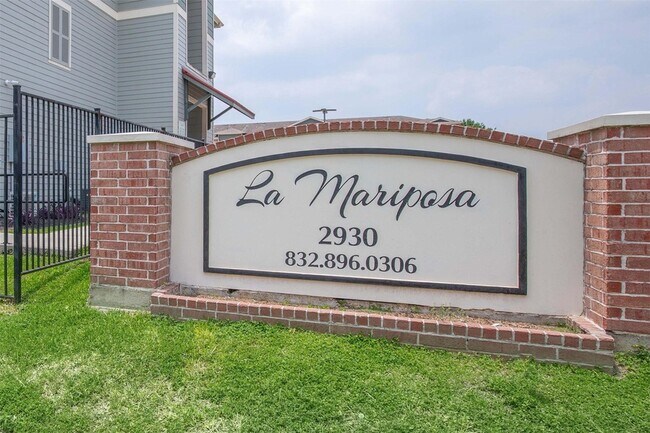 Building Photo - 2930 Plum Creek Ln