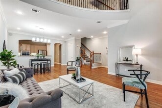 Building Photo - 2205 Canton St