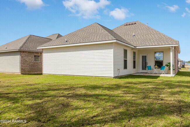 Building Photo - 124 Lightbourne Dr