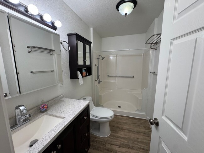 Building Photo - 2 bedroom, 1 bathroom home located in a desirable downtown Sparks  * Lesley Reilly Property *