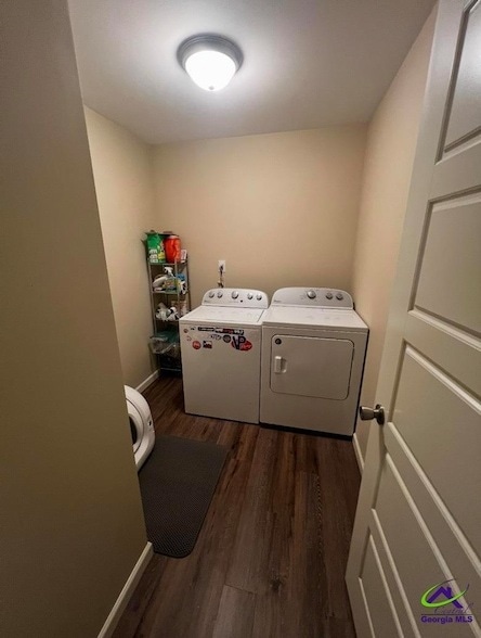 Building Photo - 225 Addison Ln