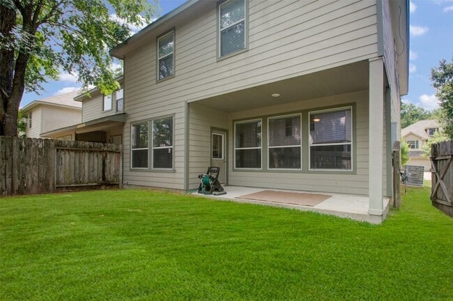 Building Photo - 115 W Burberry Cir