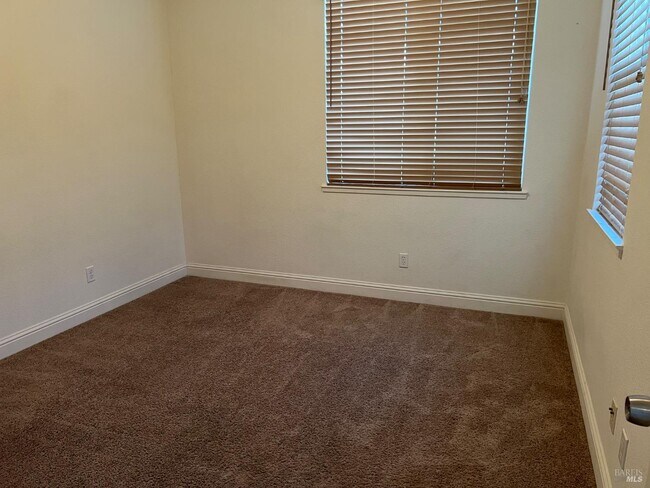 Building Photo - 5133 Fowler Ln