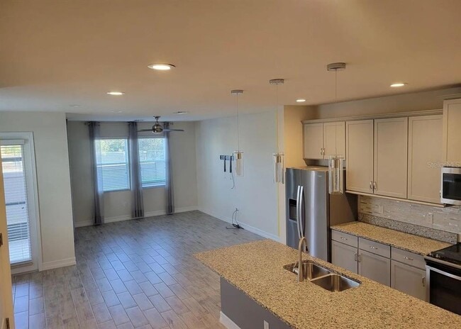 Building Photo - 3231 Painted Blossom Ct
