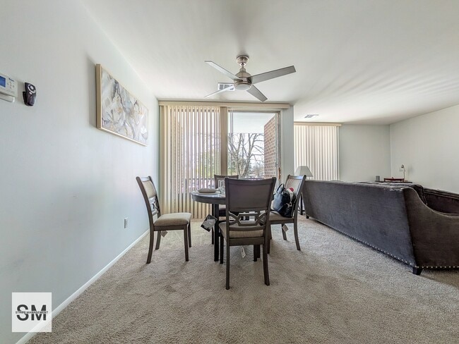 Building Photo - 10224 Prince Pl