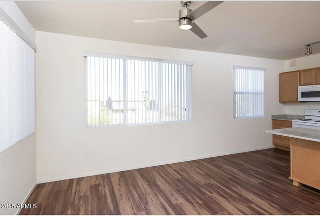 Building Photo - 16965 W Van Buren St