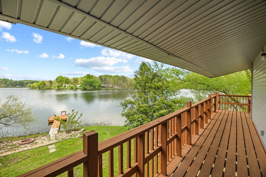 Building Photo - 258 Idlewild Dr